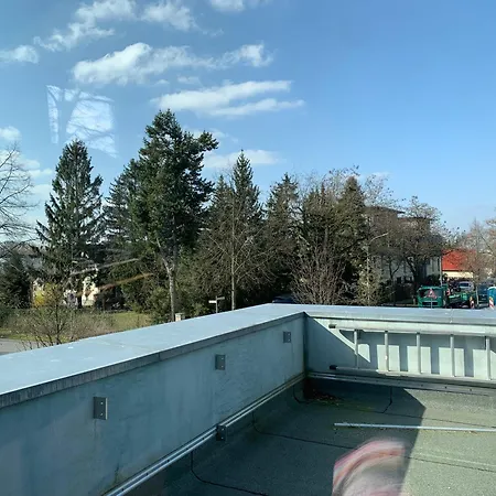 A Cozy In A Modern House Poczdam