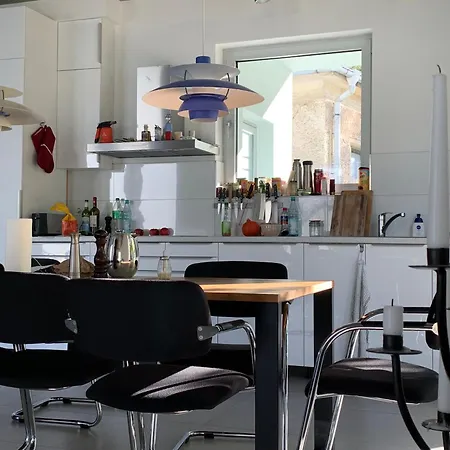 A Cozy In A Modern House Kwatera prywatna Poczdam