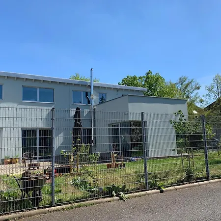 A Cozy In A Modern House Rum i privatbostad Potsdam